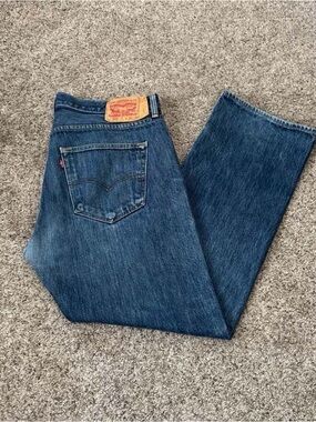 Levi's 501 Original Fit Button Fly Straight Leg Jeans Medium Wash 36x30